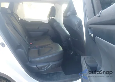 2021 Toyota Highlander Xle from USA, damaged, VIN 5TDGZRAH1MS519235